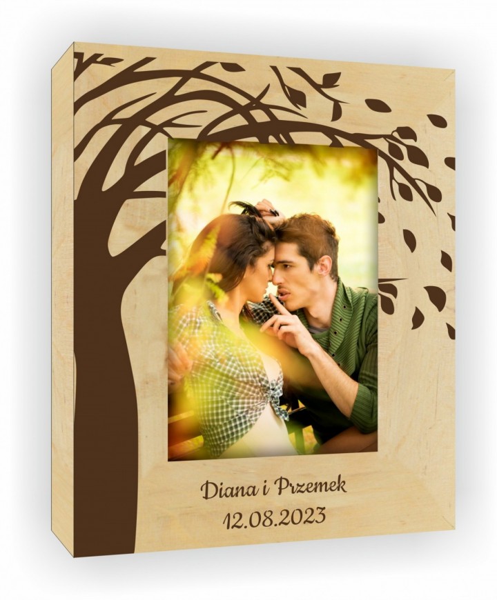 Ramka drewniana grawerowana R158